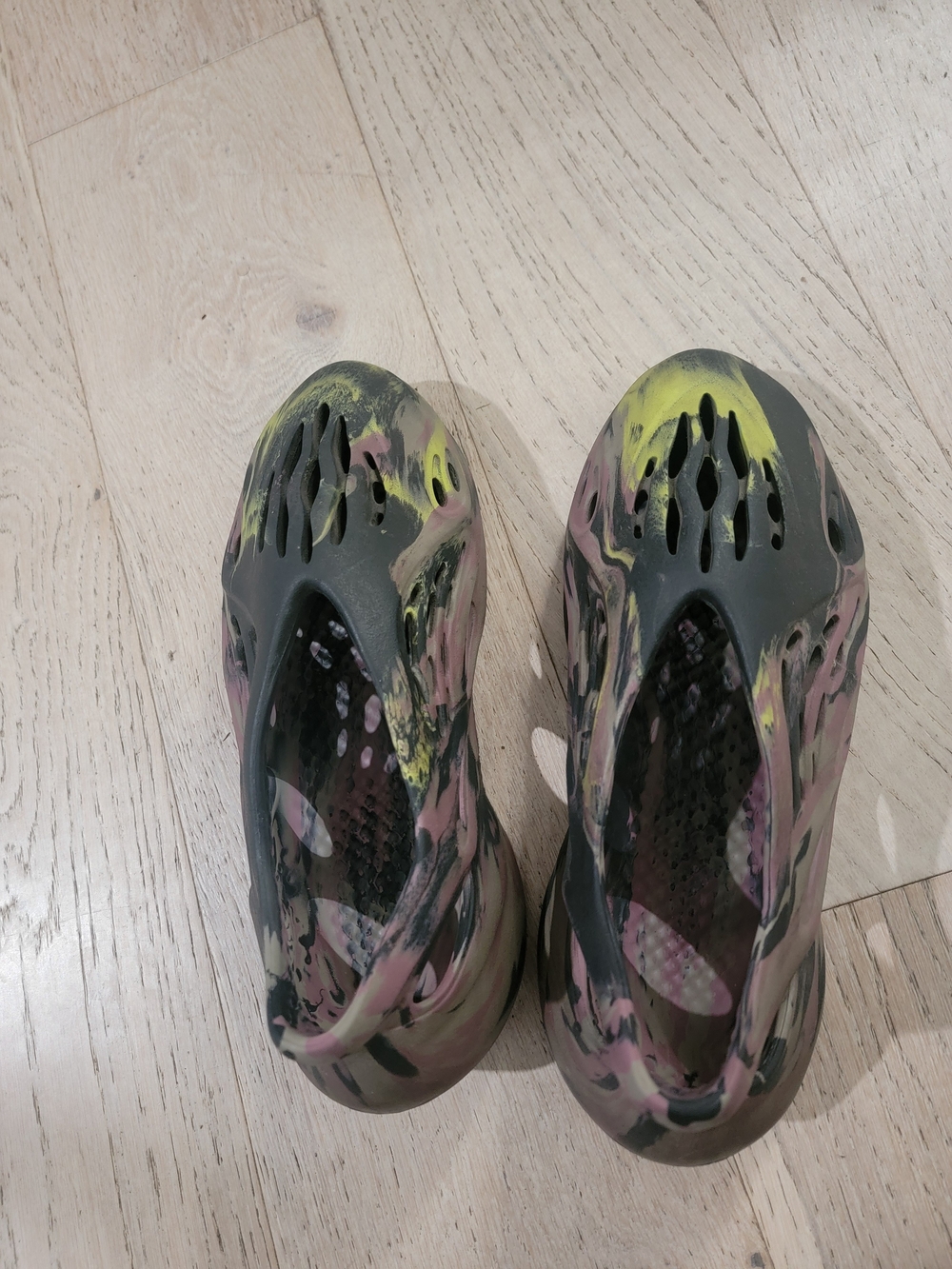 YEEZY adidas Men Sandal  Camouflage
